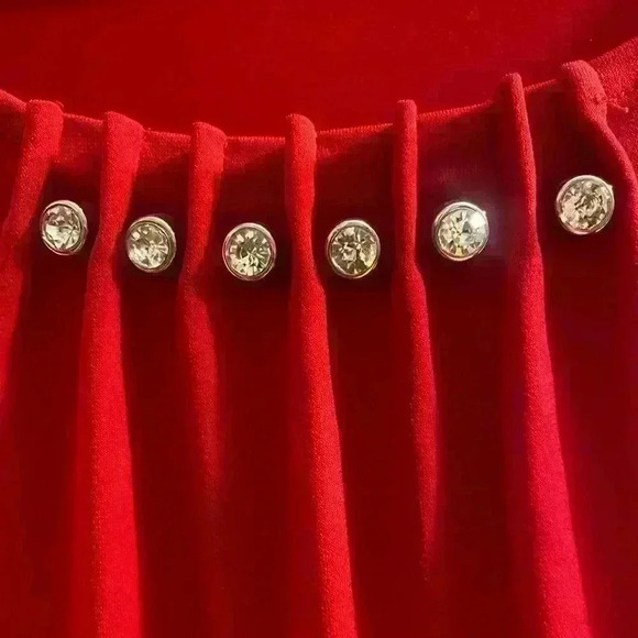 Liz Claiborne Career Woman long sleeve red top with embellishments women’s 3X - Picture 3 of 7